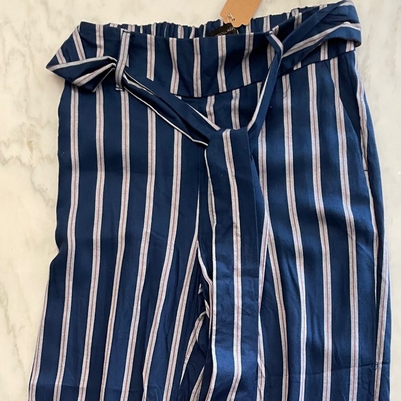 Banana Republic Flowy Pants - Picture 1 of 2